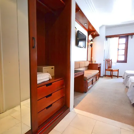 Otel Bac 3*